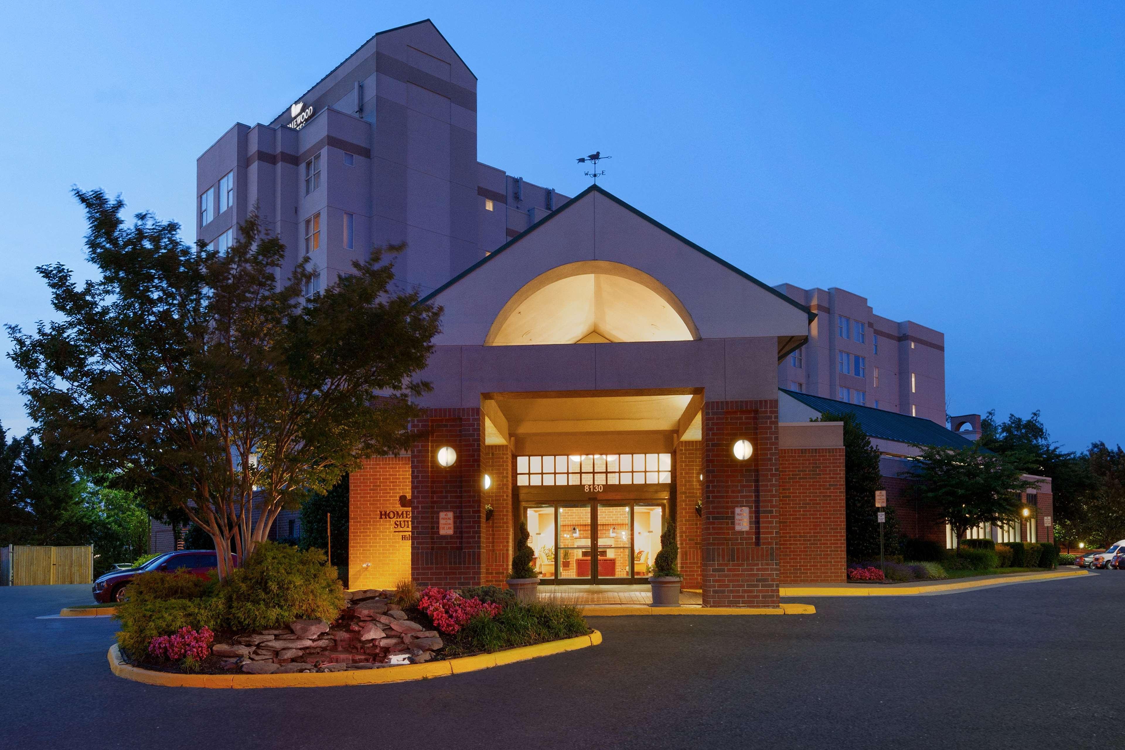 Homewood Suites By Hilton Falls Church Меррифилд Экстерьер фото