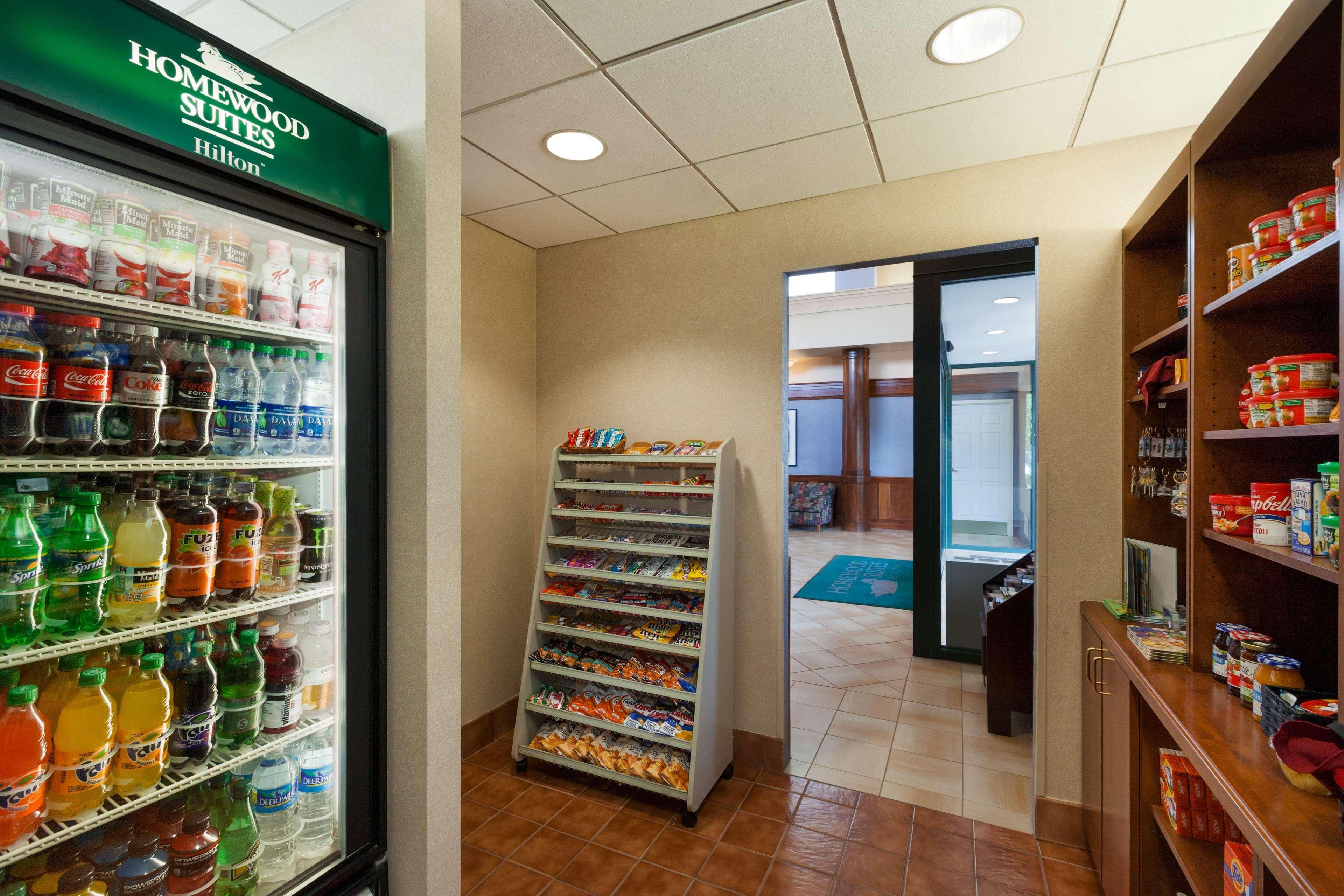 Homewood Suites By Hilton Falls Church Меррифилд Экстерьер фото