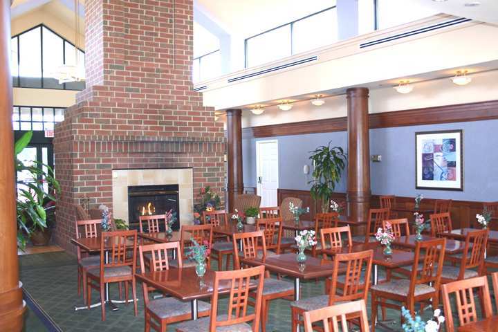 Homewood Suites By Hilton Falls Church Меррифилд Экстерьер фото